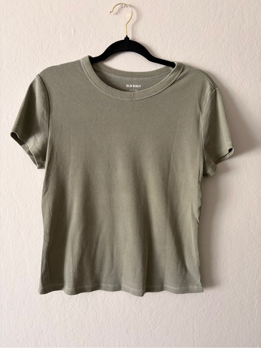 Old Navy Olive Green Crewneck Short Sleeve Tee